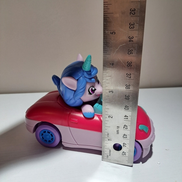 My Little Pony Hasbro Pony Racers Unicorn with Race Car - Picture 6 of 7